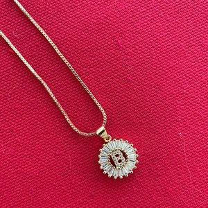 🛑SOLD🛑Necklace with letter B